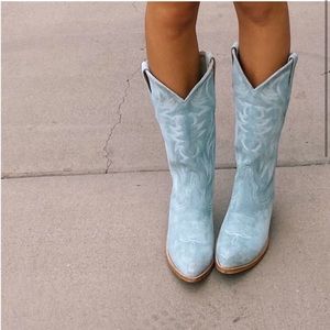 Charmed Life Blue Suede Western Boots - Round Toe - Women’s 7